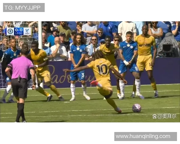 英超焦点战巴萨大胜热刺争议判罚引发全场热议